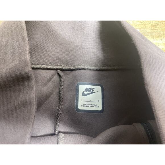 Nike Women's L Tech Fleece High-Waisted Slim Zip Pants Brown FN7129-237 - Picture 6 of 12